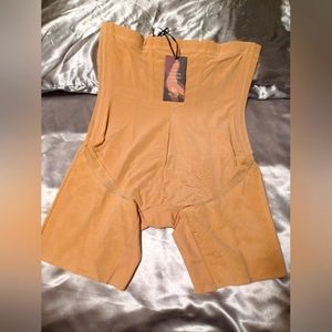 HONEYLOVE Superpower Short 2X